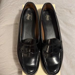 Women’s BASS loafers..MINT CONDITION, worn 2X.
